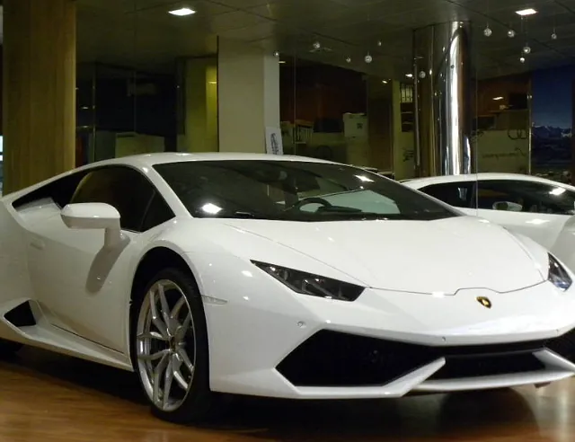 Comercial Víctor | Lleida lamborghini huracan